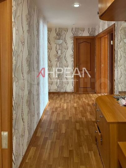 4-к. квартира, 76 м², 5/9 эт.