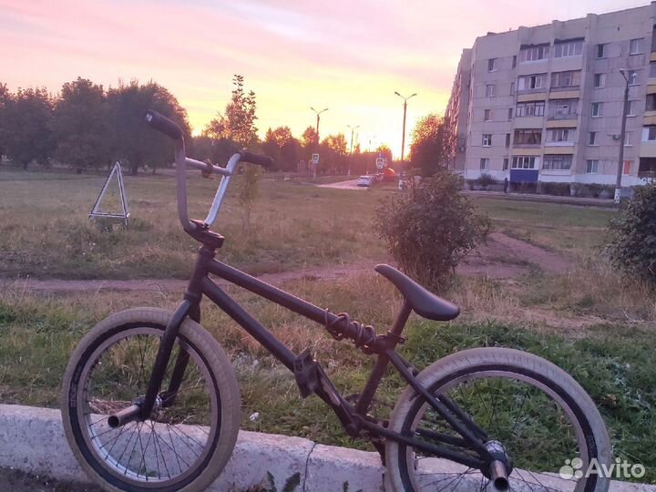 Трюковой велосипед bmx