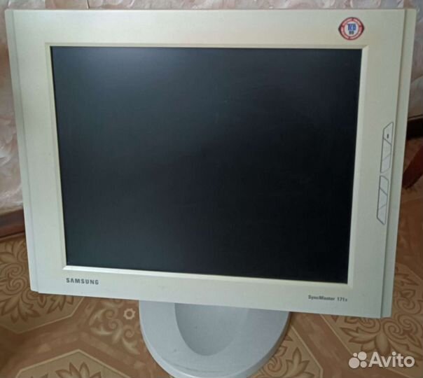 Монитор ЖК 17 дюймов samsung