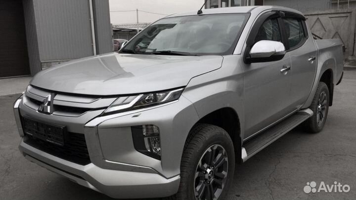 Дефлекторы боковых окон Mitsubishi L200, 2015/2019, 4ч., темный / Митсубиси Л200