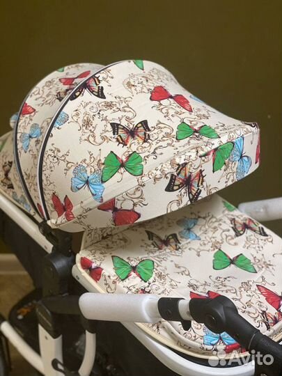 Коляска трансформер Luxmom 2 в 1 длинный капюшон