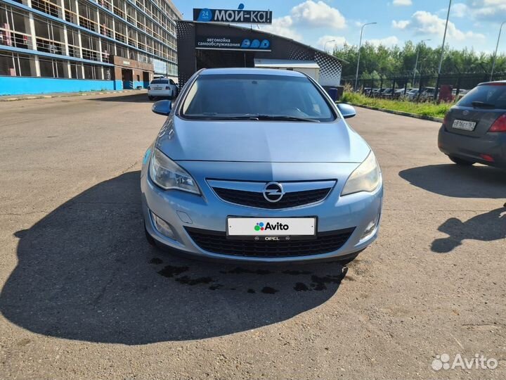 Opel Astra 1.6 AT, 2011, 155 000 км
