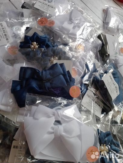 Бант для волос