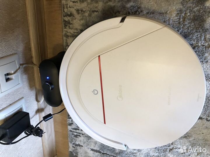 Робот-пылесос Midea VCR03