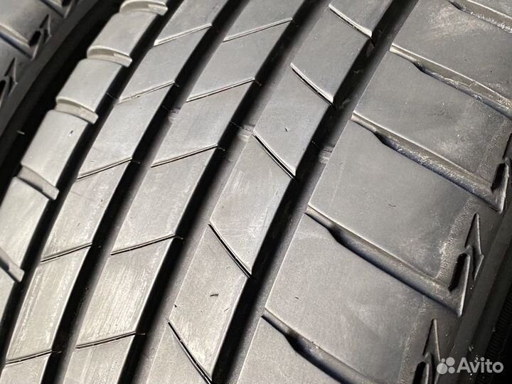 Bridgestone Turanza T005 215/50 R17