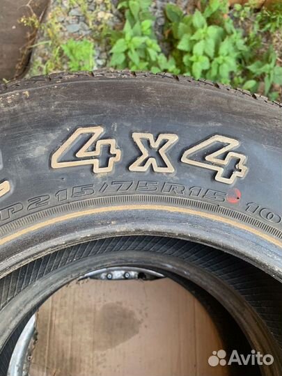 Hankook Radial 884 215/75 R15 25B