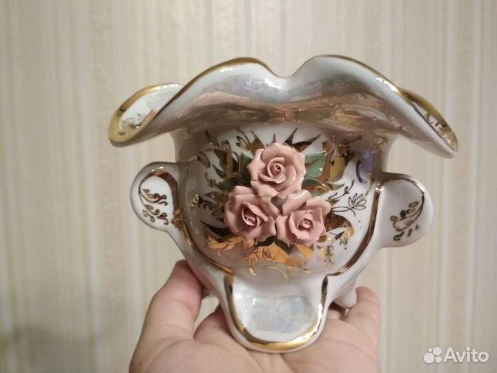 Вазы, чеканка и фарфор