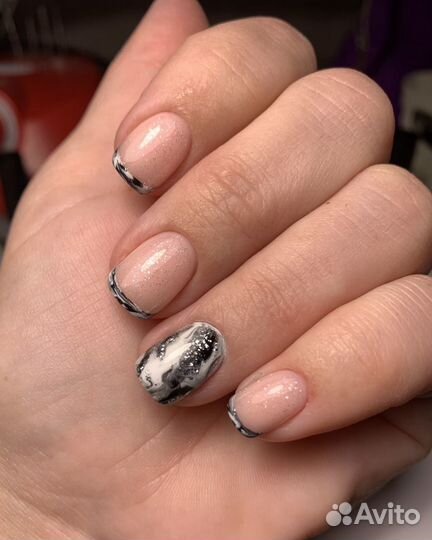 Маникюр, педикюр