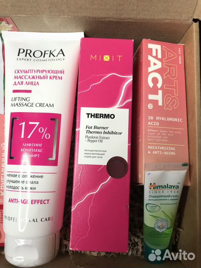 Набор косметики для девушки