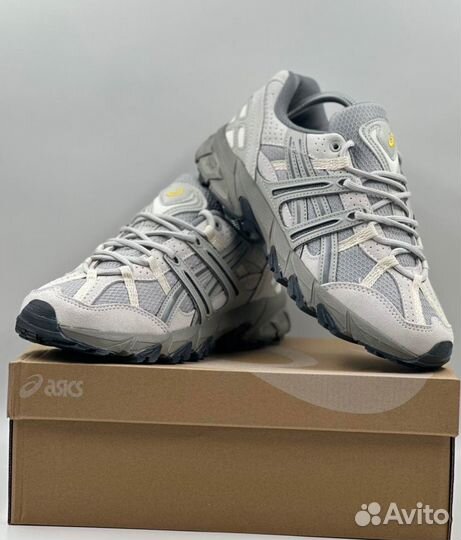 Стильные Asics Sonoma