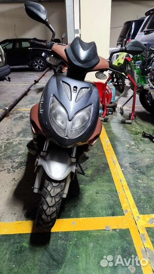 Скутер abm flash 150