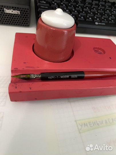 Чернильница керамика с подставкой, ручки, перья