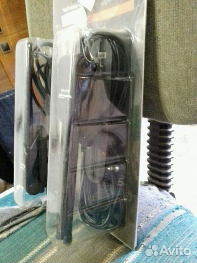 Антенна автомобильная телевизионная двойная(рога)