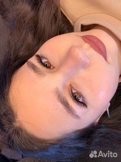 Наращивание ресниц/оформление бровей