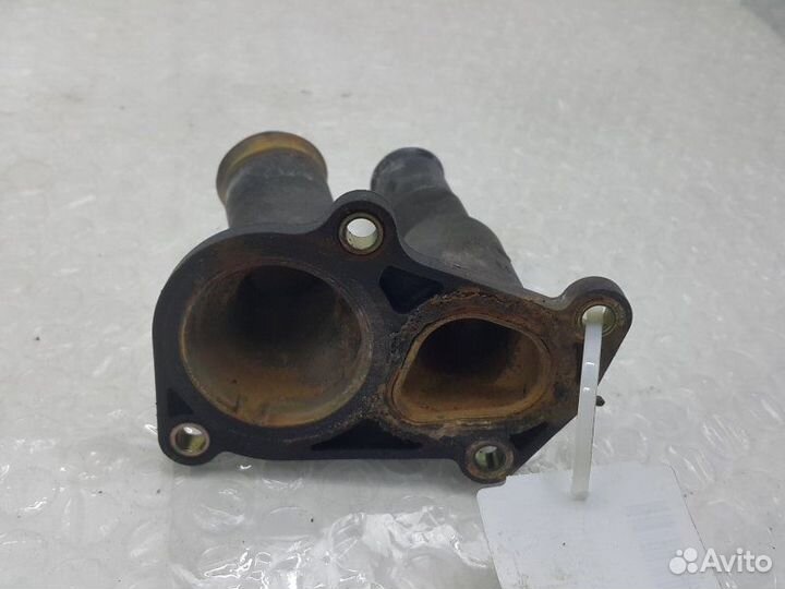 Крышка термостата Ford Focus