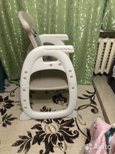 Стул для кормления