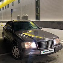 Mercedes-Benz W124 2.8 AT, 1993, 300 000 км, с пробегом, цена 270 000 руб.