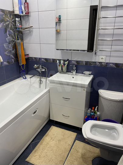 2-к. квартира, 56 м², 6/17 эт.