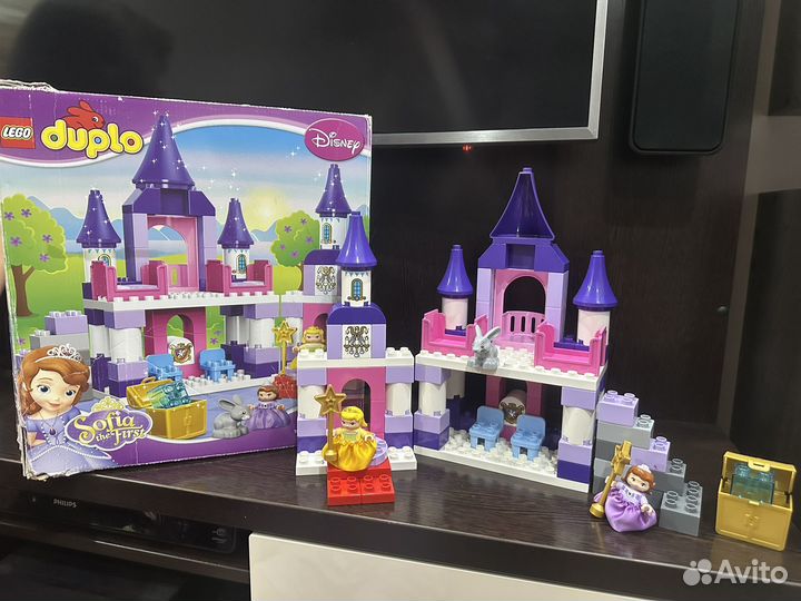 Lego duplo sofia королевский замок