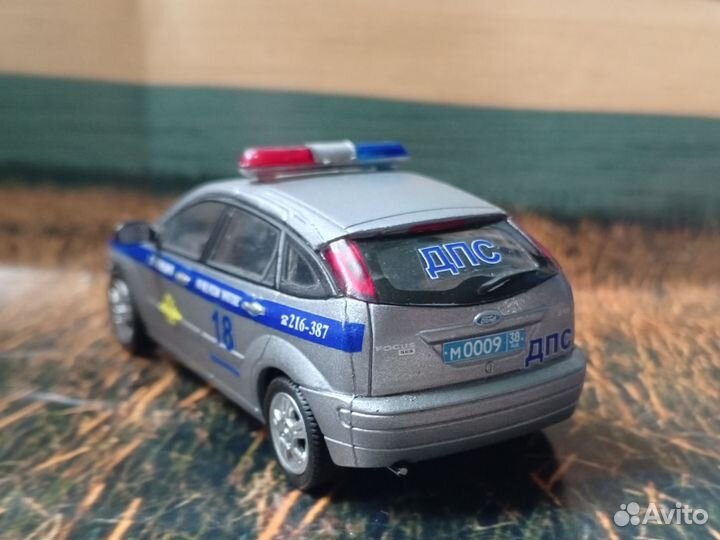 Ford Focus ZX5 дпс г. Иркутск. New Ray, 1:43