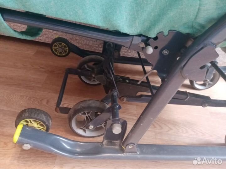 Коляска санки Ника 7.3 меховые на 6 колесах