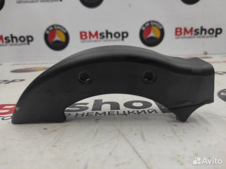 Накладка петли багажника правая Bmw 525I F10