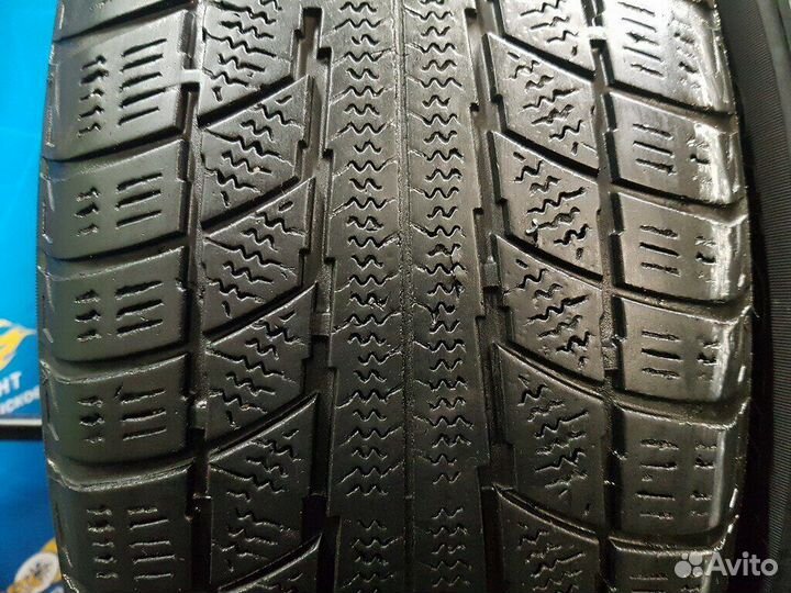 Triangle TR777 215/55 R17