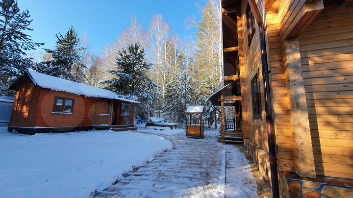 Коттедж 239 м² на участке 28 сот.