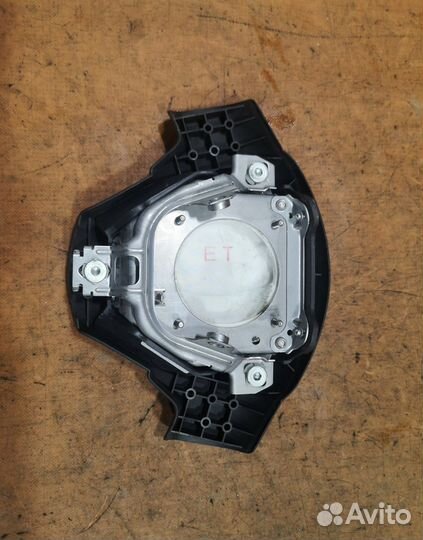 Airbag в руль toyota vitz rs scp90