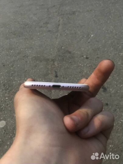 iPhone 7, 32 ГБ