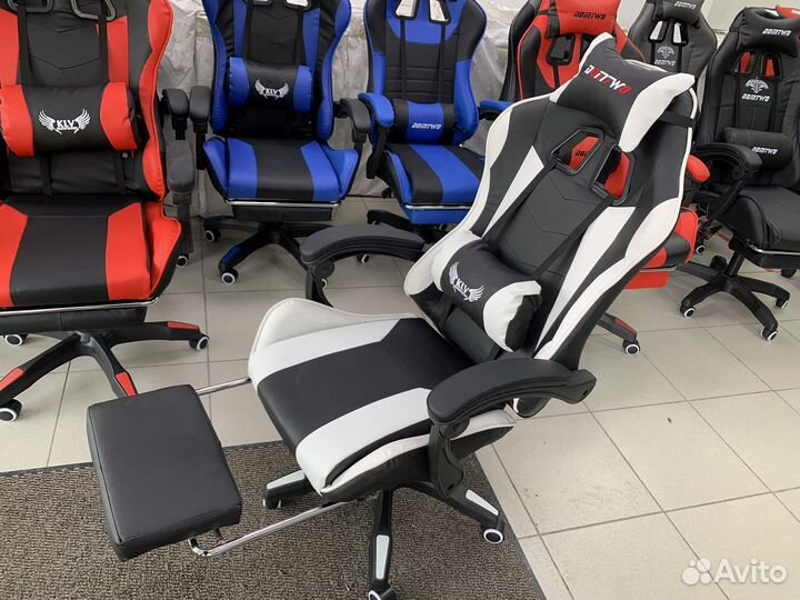 Игровое компьютерное кресло 202f белый