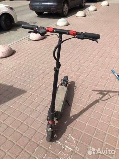Продаю электро самокат