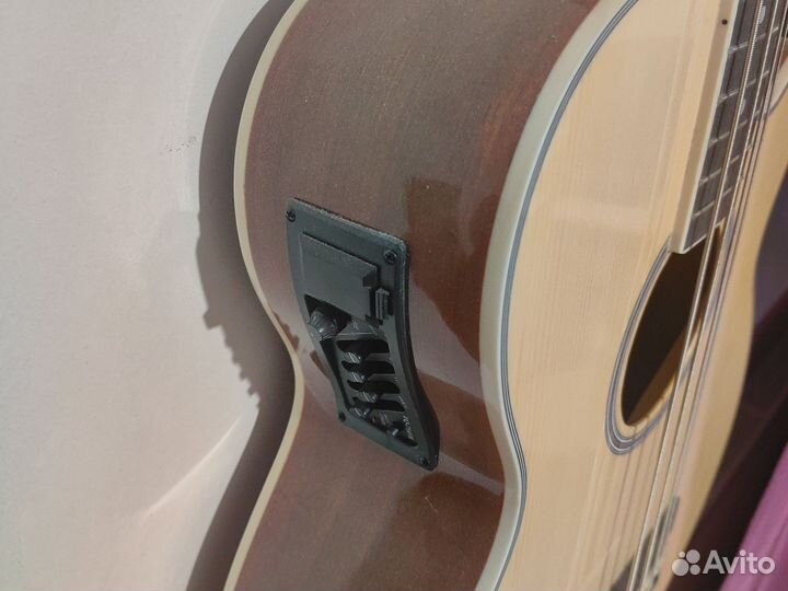 Бас гитара электро акустическая 4 струнная