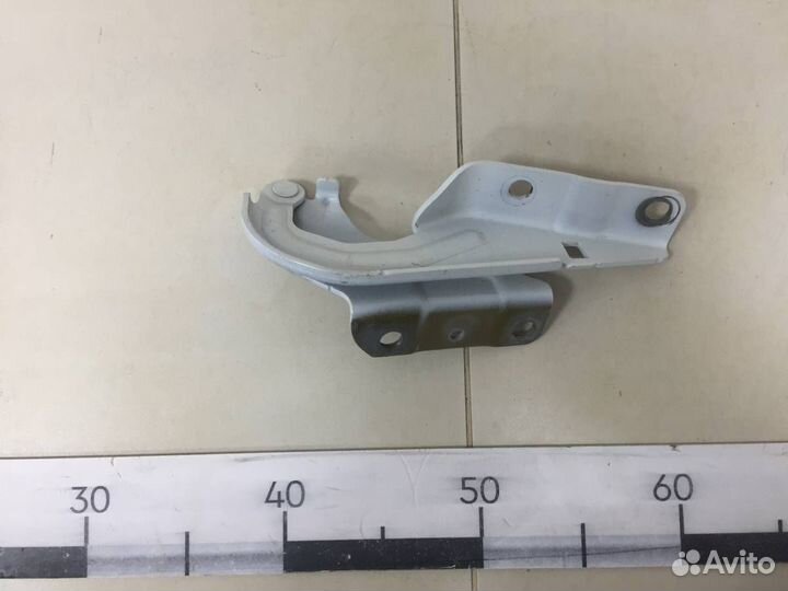 Петля капота левая Mitsubishi Outlander GF 2012