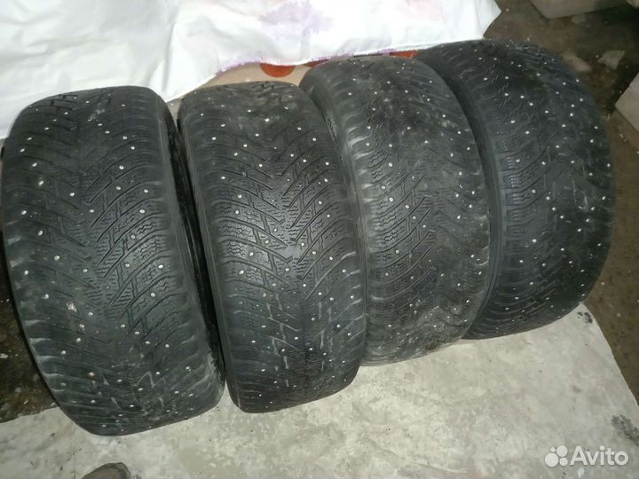 Nokian Tyres Hakkapeliitta 8 235/55 R17 103T