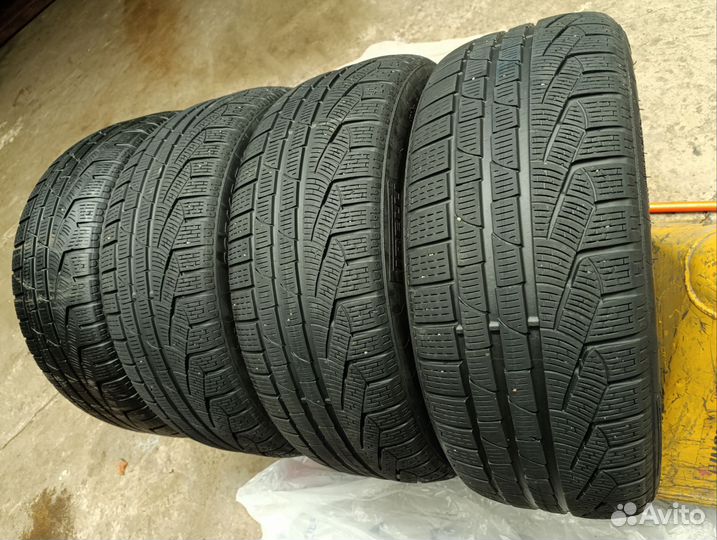 Pirelli Sottozero Winter 240 225/45 R18 95V