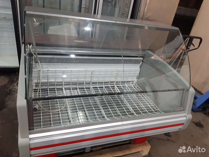 Морозильная витрина