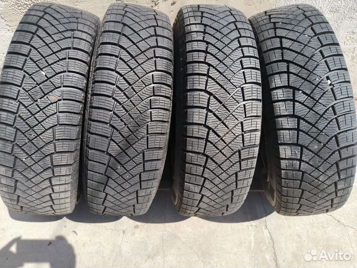 Колеса Pirelli в сборе r15 зимние