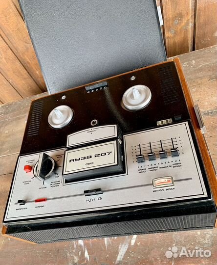 Катушечный магнитофон Яуза 207