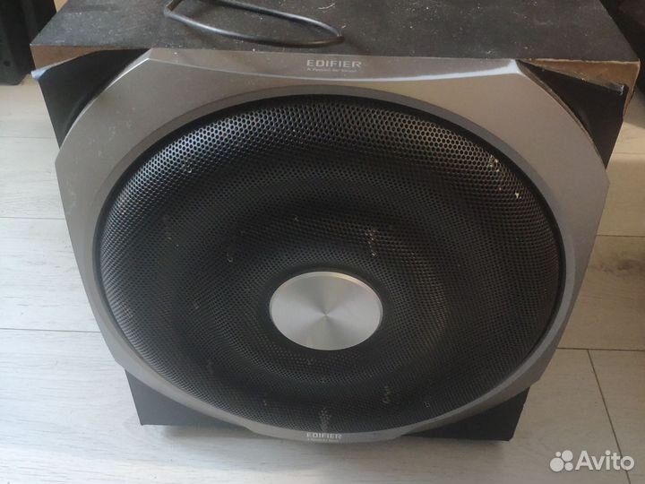Колонки с сабвуфером edifier