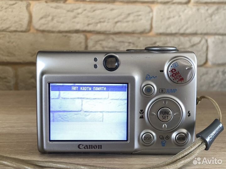 Компактный Canon Ixus 700