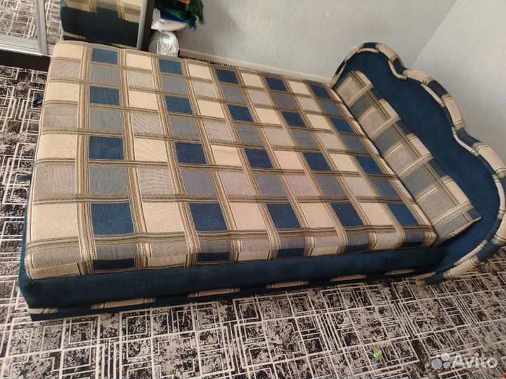 Кровать двухспальная 140 200 бу