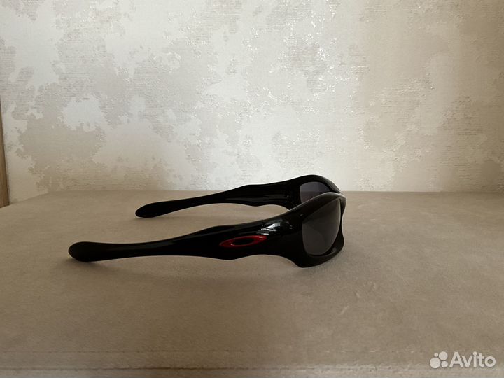 Спортивные очки Oakley