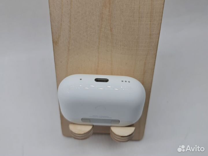 Apple AirPods Pro 2 MagSafe Charging Case (USB-C)