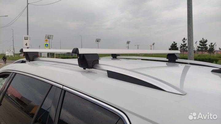 Багажник на рейлинги