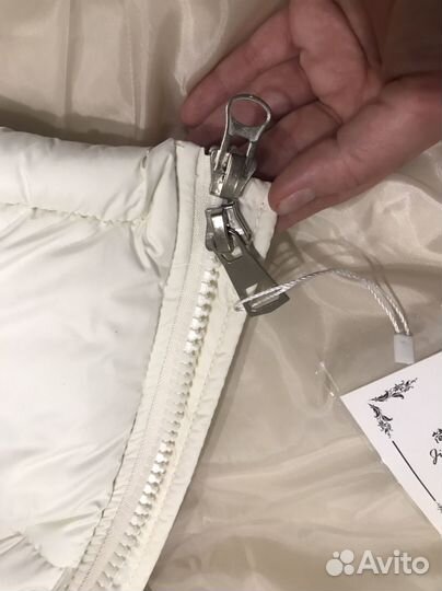 Пуховик женский длинный