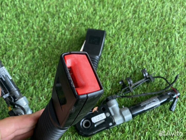 Пирапатрон ремня безопастности BMW F10 F12 F01