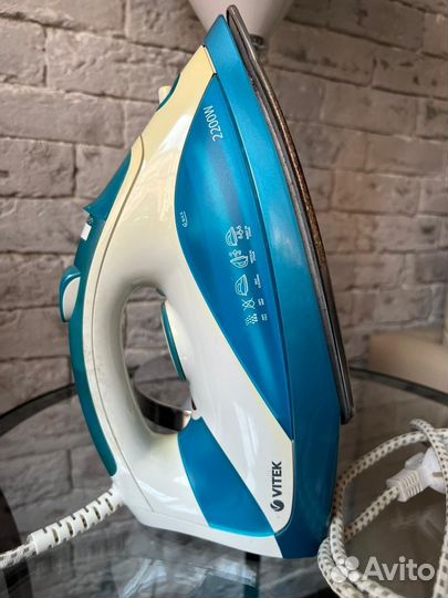 Утюг Vitek