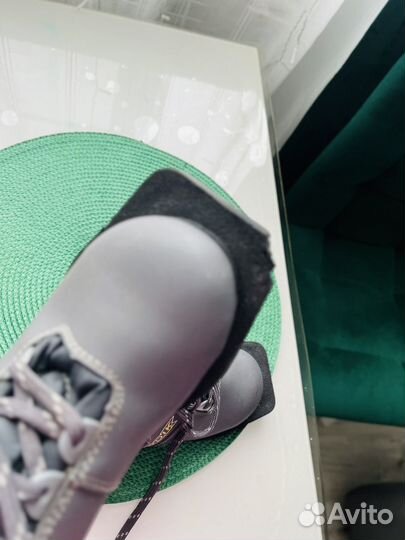 Лыжные ботинки 32