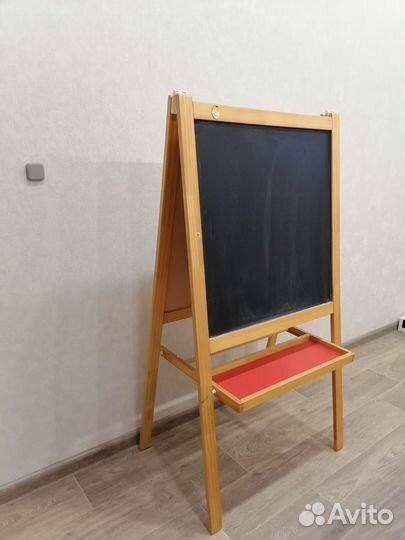 Доска для рисования мольберт